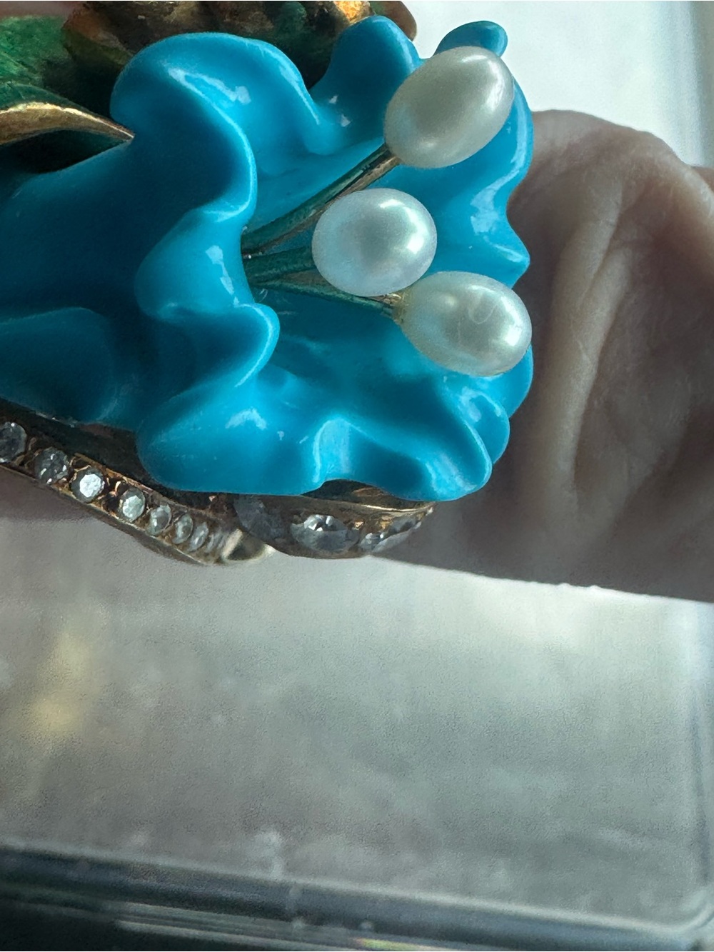 18K Pearl Diamond Enamel Flower Ring 25.64 Grams - Picture 6 of 12